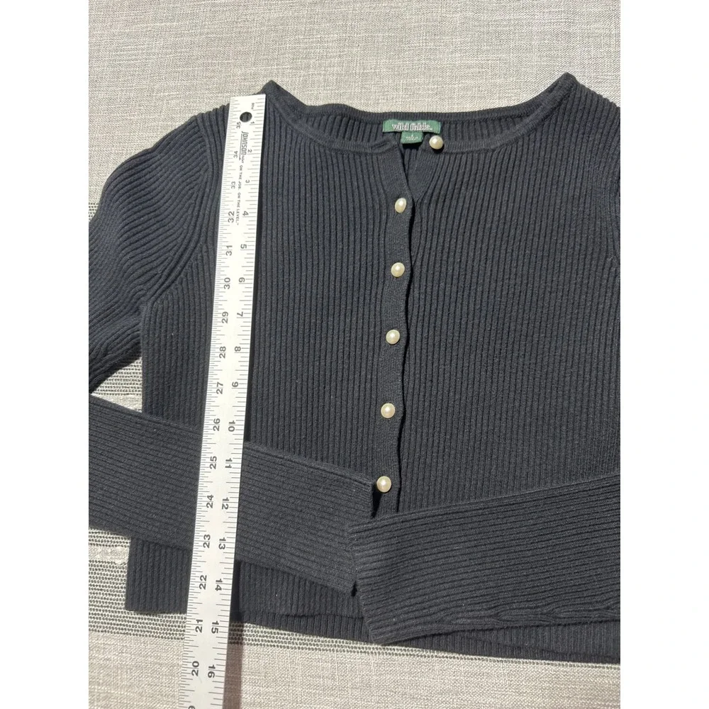 Wild Fable‎ Black Ribbed Button Up Cropped Cardigan Sweater Womens Small - Picture 3 of 6